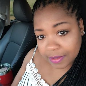 Meet your Posher, Vonetta